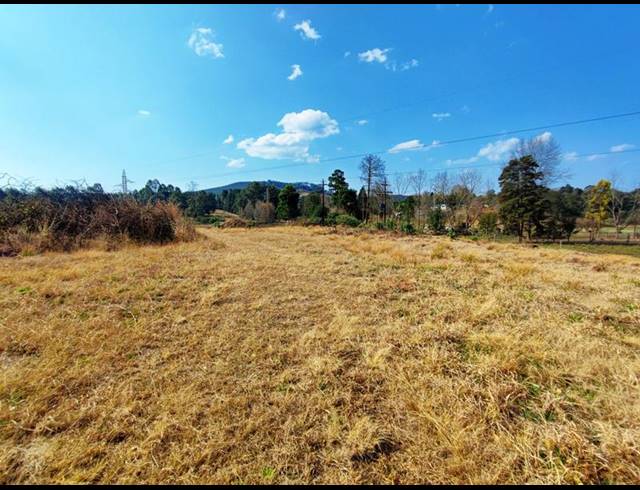 LAND FOR SALE IN GREENDALE